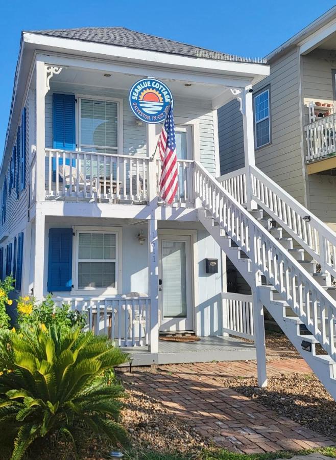 Seablue Cottage - Downstairs; 2 Blocks To The Beach Galveston Esterno foto
